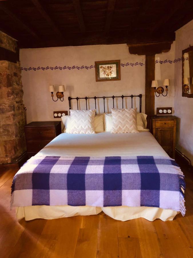 Posada La Trebede Perrozo Δωμάτιο φωτογραφία