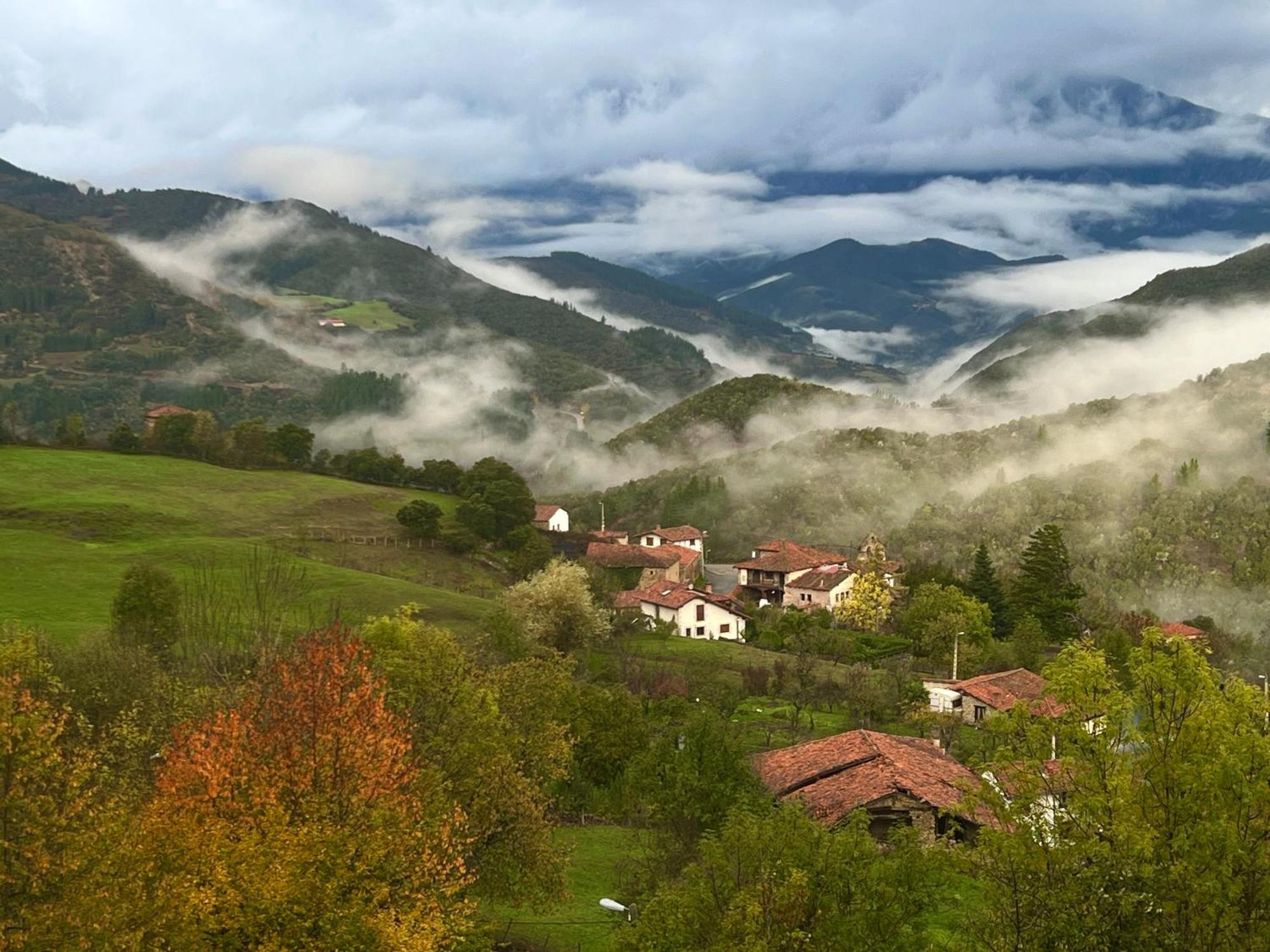 Posada La Trebede Perrozo Εξωτερικό φωτογραφία