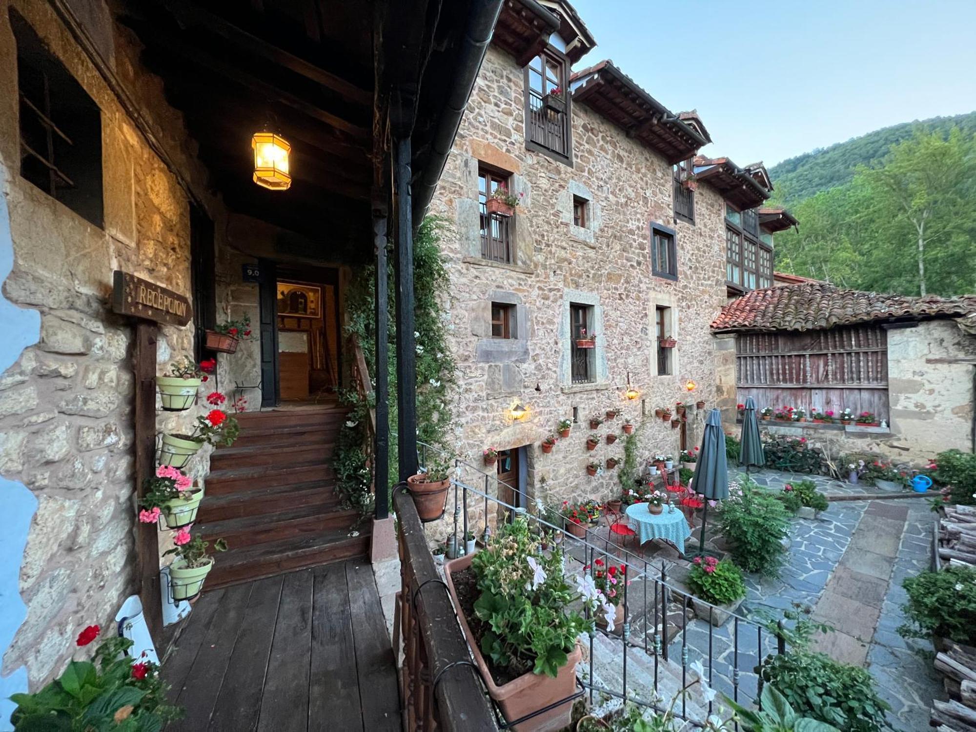 Posada La Trebede Perrozo Εξωτερικό φωτογραφία