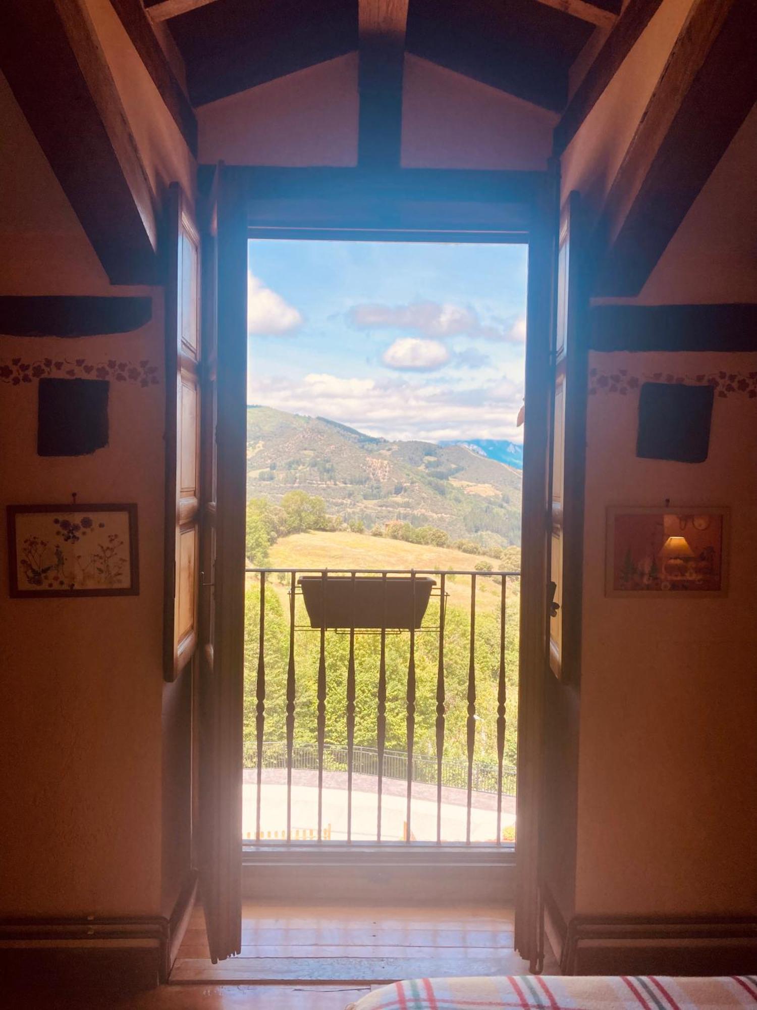 Posada La Trebede Perrozo Εξωτερικό φωτογραφία